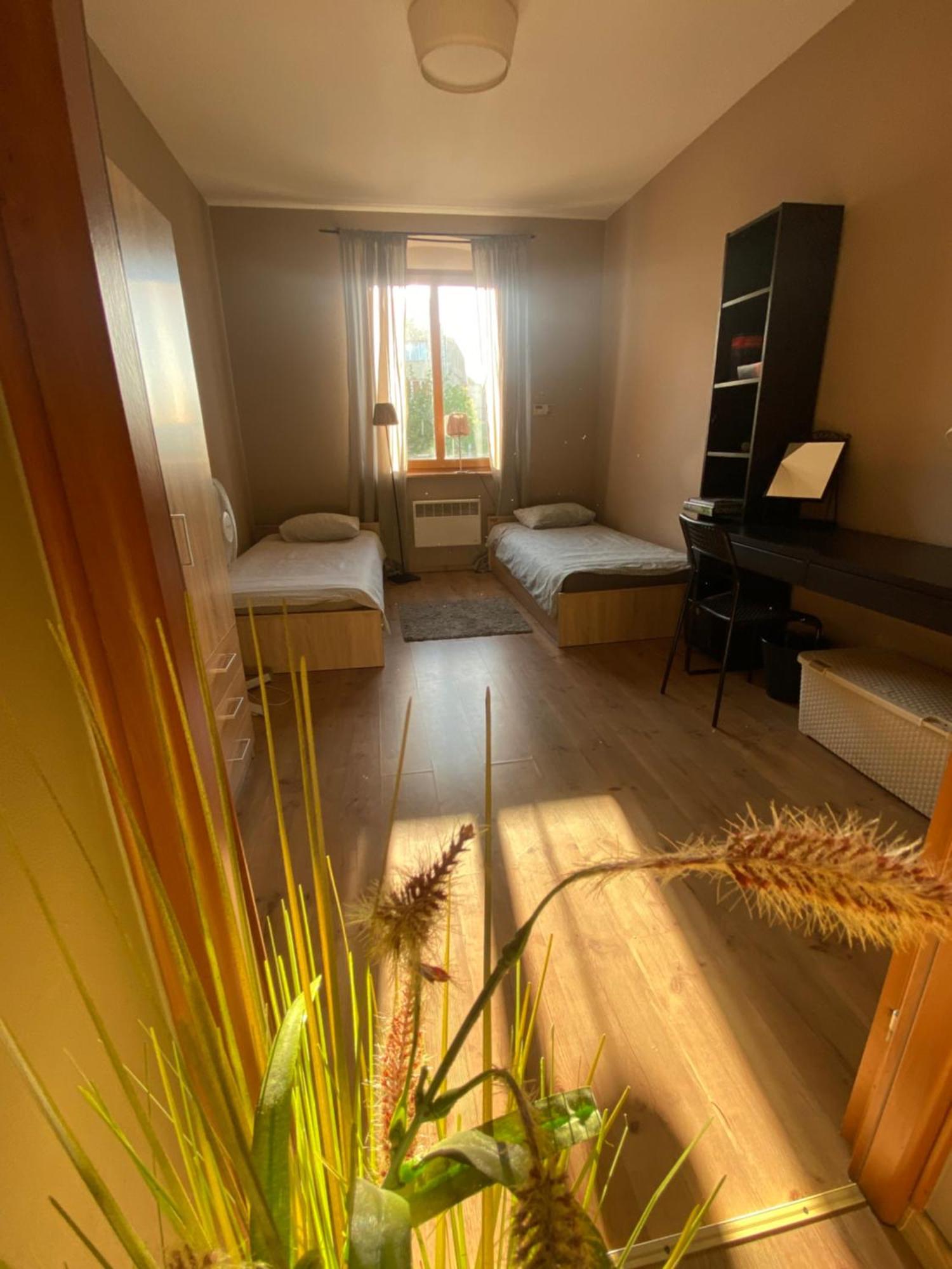 4 - 86 M2 - 300 M Od Rynku Apartment *